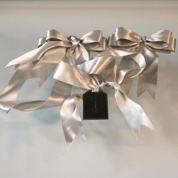 Neiman Marcus Gift Wrap 3 Ribbon Bows With Metal Gift Tag Given From The Heart - Picture 2 of 10